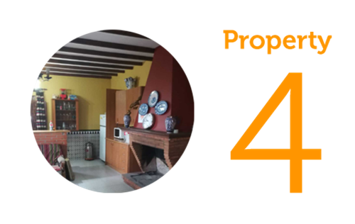 Property 4: Three-bedroom villa in Cortijo del Cura